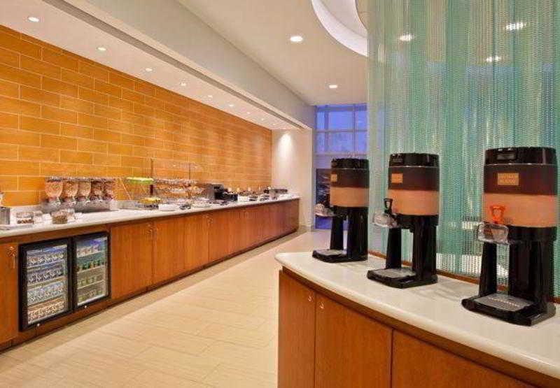 Springhill Suites Pittsburgh Southside Works Restoran fotoğraf